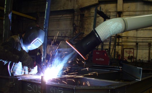 Образец использования передвижного фильтровентиляционного агрегата Kemper с обслуживанием 1 рабочего места